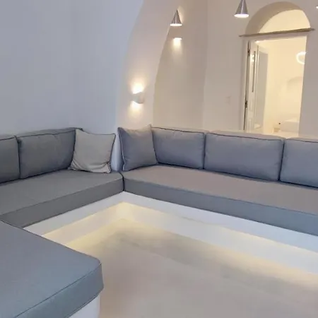 Cozy Now * Tinos