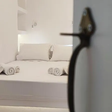 Cozy Now Tinos